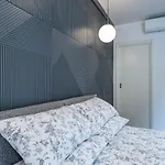 The Nest * טורינו